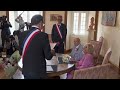100-year-old World War II veteran marries 96-year-old sweetheart near Normandys D-Day beaches  - 01:01 min - News - Video