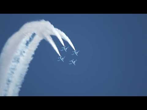 入間基地航空祭2018 ブルーインパルス チェンジオーバーループ