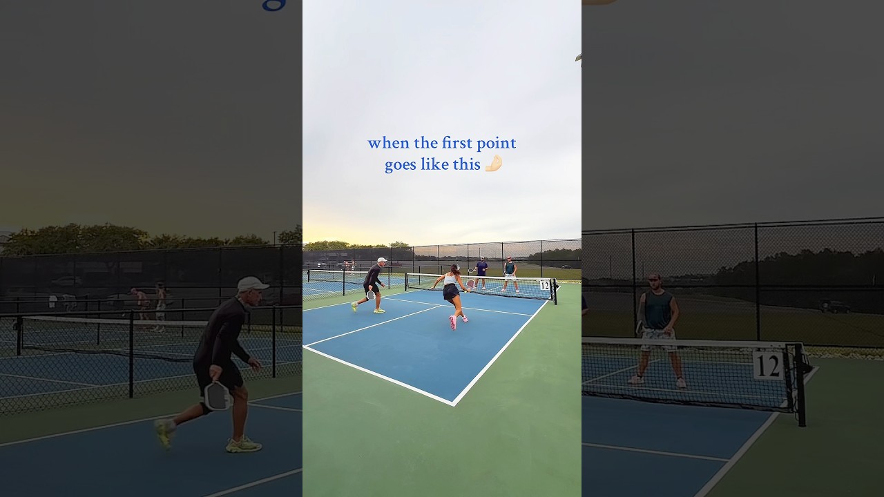 Woman dominating a court full of men 🤷🏽‍♀️