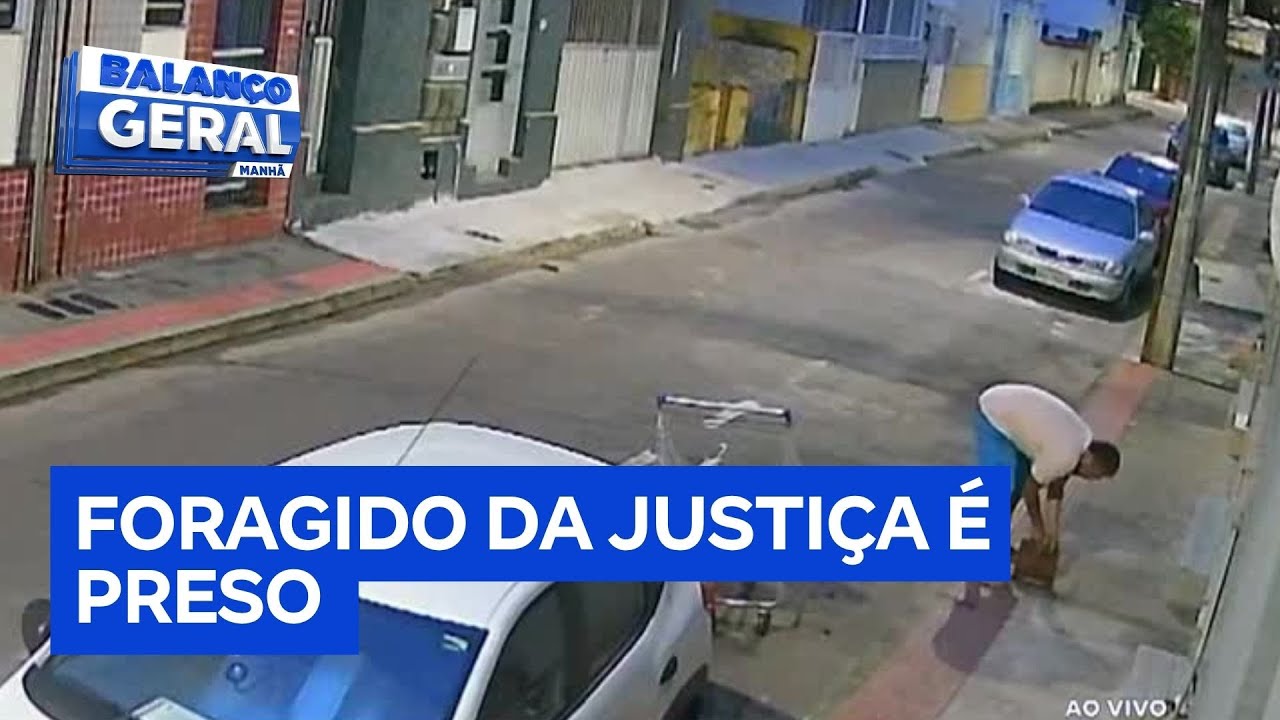 Foragido da Justiça é preso ao tentar vender tampa de bueiro para ferro velho em Vitória ES
