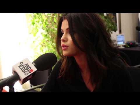 Selena Gomez Backstage At The AMAs With B96