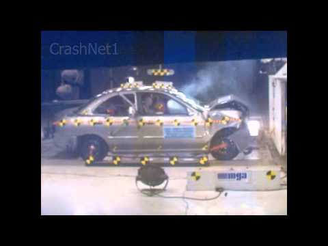 Testul de accident video Nissan Sentra 2000 - 2006