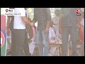 Lok Sabha Election: Rahul Gandhi ने अचानक अग्निवीर नौजवान को मंच पर क्यों बुलाया? | Bihar | Aaj Tak  - 03:27 min - News - Video