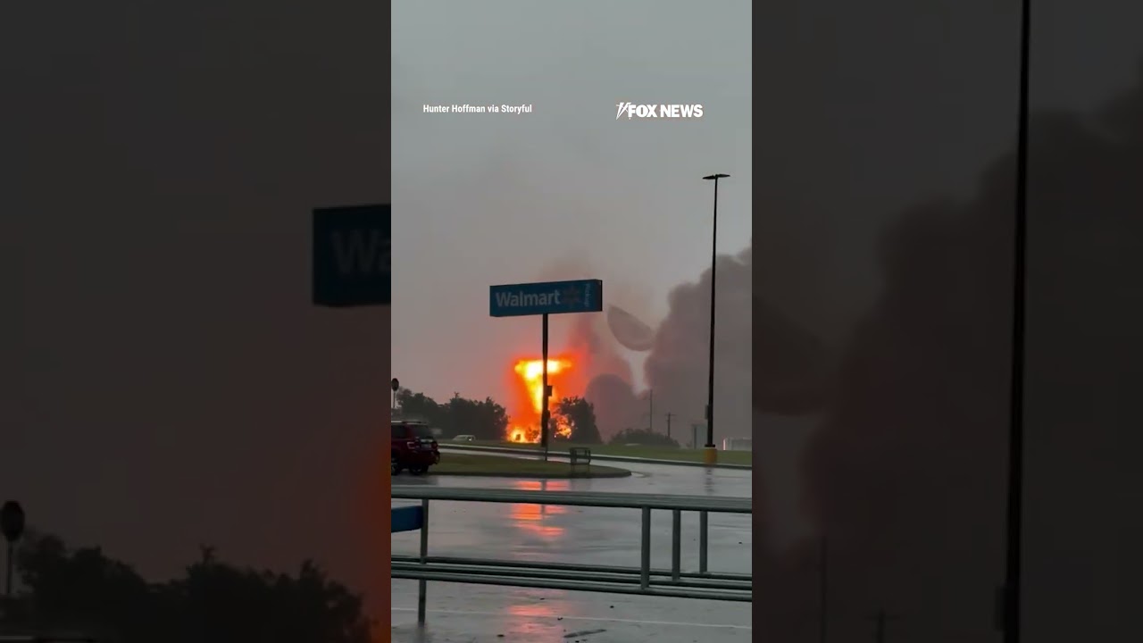 SEE IT: Lightning sparks MASSIVE fireball at Oklahoma pipeline facility #foxnews #news #shorts #fire