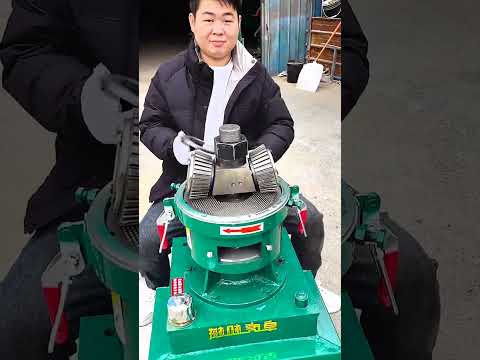 whatsApp: +8615638451357  Wood chip pellet machine, biomass pellet machine, pellet machine