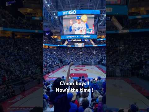 Let’s go blue jays 💙#viral #bluejays #shortsfeed #worldseries #canada #usa