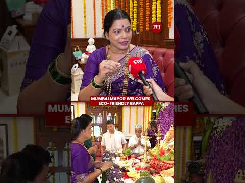 Mumbai Mayor Welcomes Eco-Friendly Bappa | Shadu Clay <strong>Idol</strong>, Natural Flowers &amp; <strong>Green</strong> Message