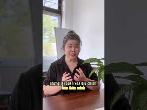 Người hay cười là người hay mất ngủ.