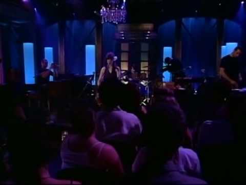 Feist - Gatekeeper (Live At The Rehersal Hall)