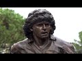 Naples sends Maradonas statue on city tour for his birthday | REUTERS