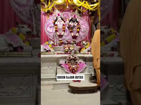 दर्शन मात्र से मन शांत हो जाएगा 🙏 | ISKCON Ujjain Deities Darshan | #shorts