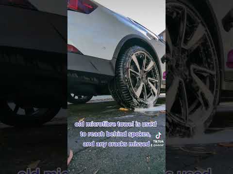 Polestar 2 wheel cleaning after holiday road trips