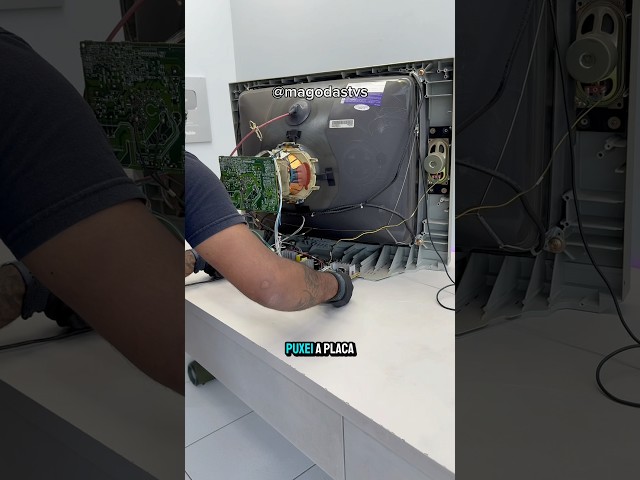 Tv de tubo, será que deu bom?