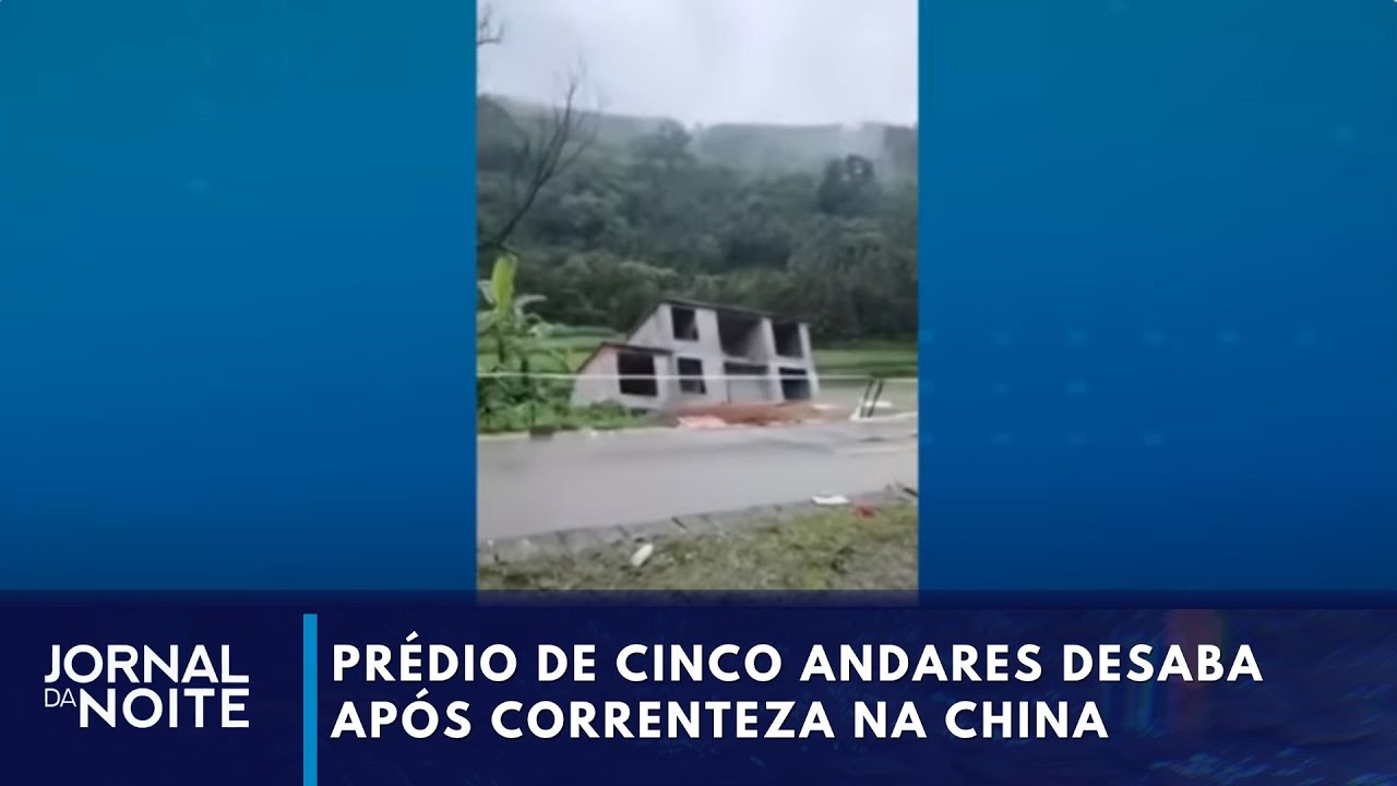 Prédio de cinco andares desaba após correnteza na China