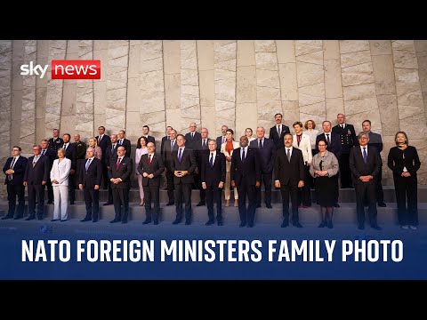 NATO foreign ministers gather for family photo