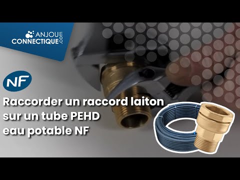 comment installer un raccord de nettoyage en PVC