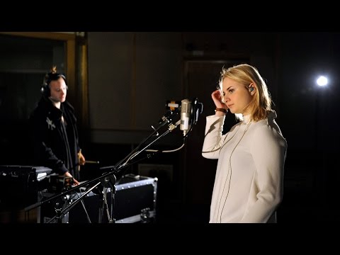 Låpsley - Falling Short (Maida Vale Session)