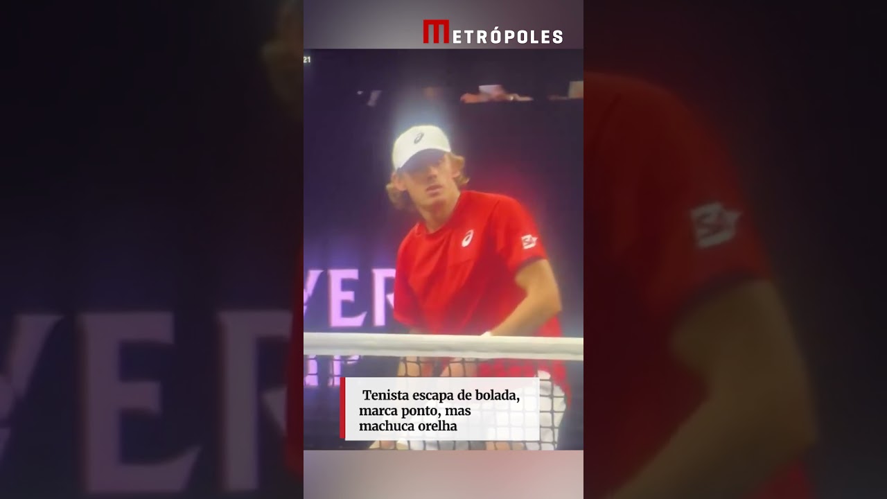 Tenista escapa de bolada, marca ponto, mas machuca orelha