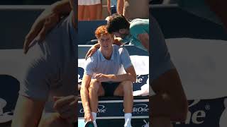 Carlos Alcaraz consoles Jannik Sinner after retirement in Cincinnati Open #atp #sinner #alcaraz