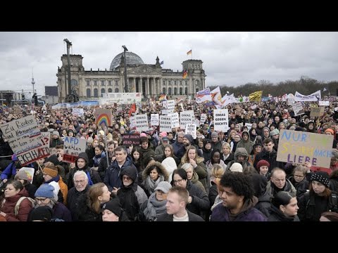 Πάνω από 150.000 οι διαδηλωτές στο Βερολίνο κατά της ακροδεξιάς
