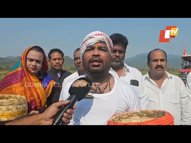 Mohana MLA Dasarathi Gamanga Begins Farming on Akshaya Tritiya, Louds CM's Kishan Yojana