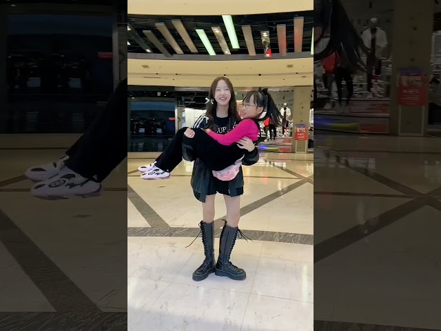 啊啊啊！好幸福的公主抱！@July.JJJJJJ @MissJuly-English @July.j-Spain