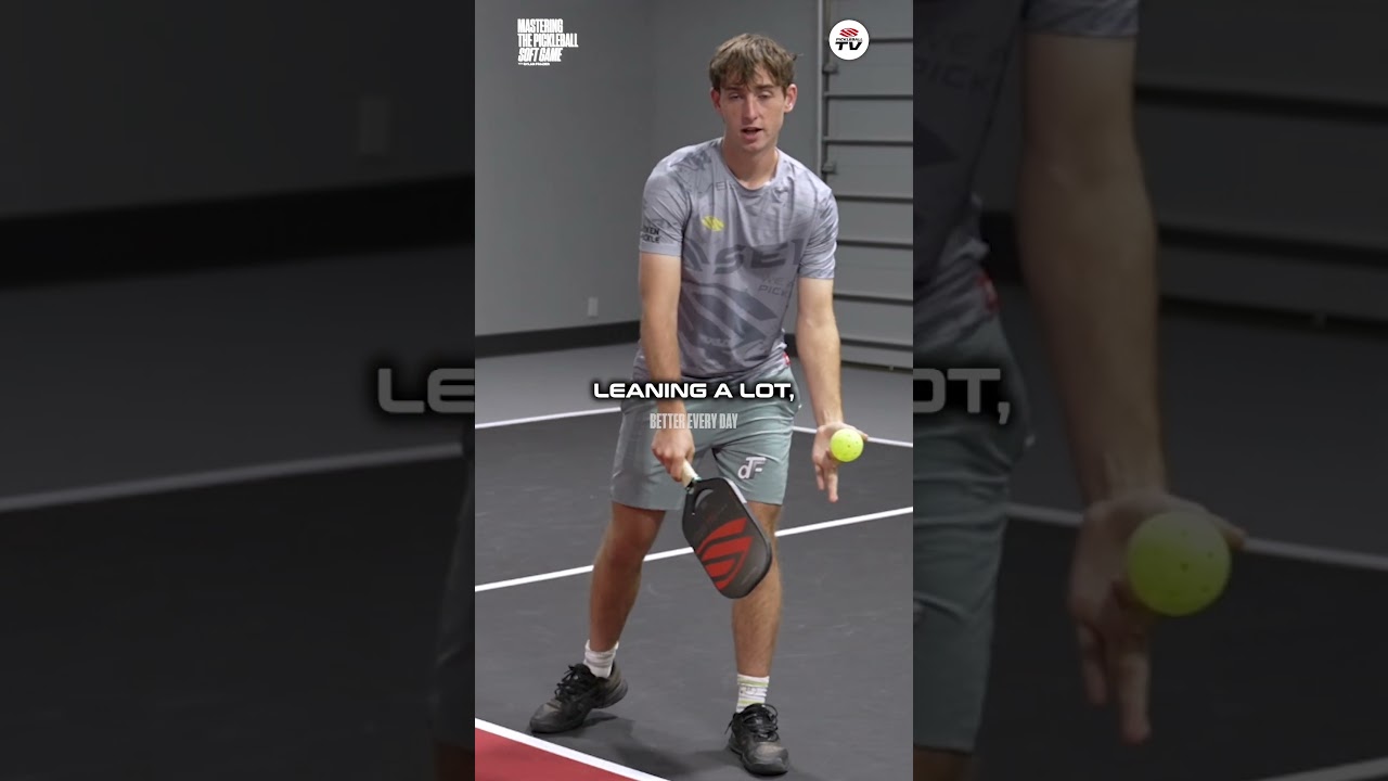 Dylan Frazier will take you through your cross-court dink ❌ #pickleball #pickleballislife