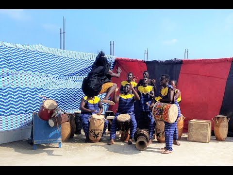 AKUMA DANCE ENSEMBLE - Agbekor Dance