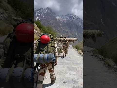 Pahadon per Badal aur Sar ke upar Maut Ka bijali kadkati rahti hai indianarmy indiancrpf soldiers