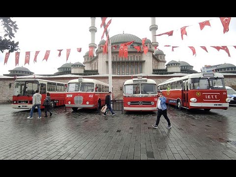 Taksim Meydanı'nda Nostaljik Otobüs Sergisi