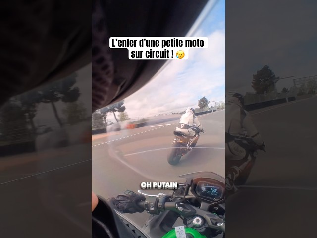 L’enfer d’une petite moto sur circuit ! 😳 #motard #moto #bikelife #danger #voiture