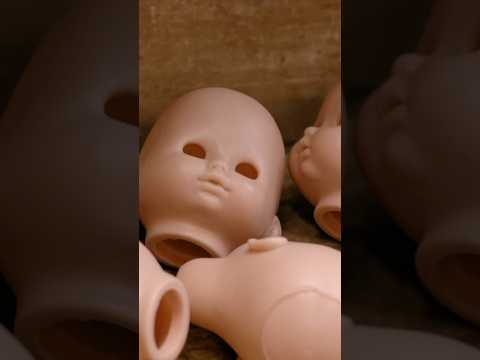 Piecing Together Vinyl Dolls | How It’s Made | Science Channel