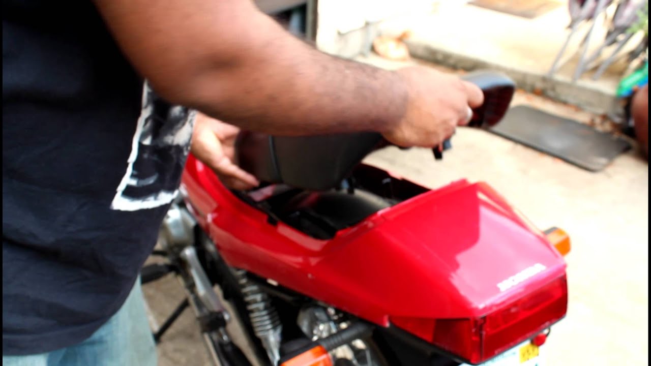 How to remove seat from honda cb250 #5