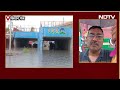 Delhi Rain News: Kodiya पुल Kishanganj Underpass मे फंसी बस से सभी यात्रिओं को किया Rescue  - 01:43 min - News - Video