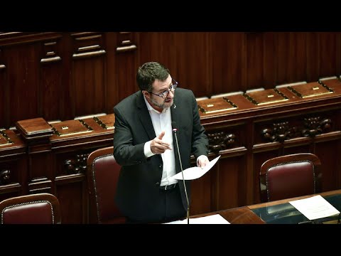 La discussione sulla mozione di sfiducia a Matteo Salvini in diretta alla Camera