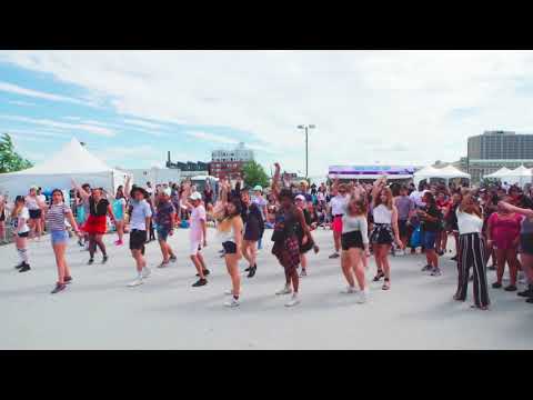 KPOP Random Dance Game New York (KCON17)