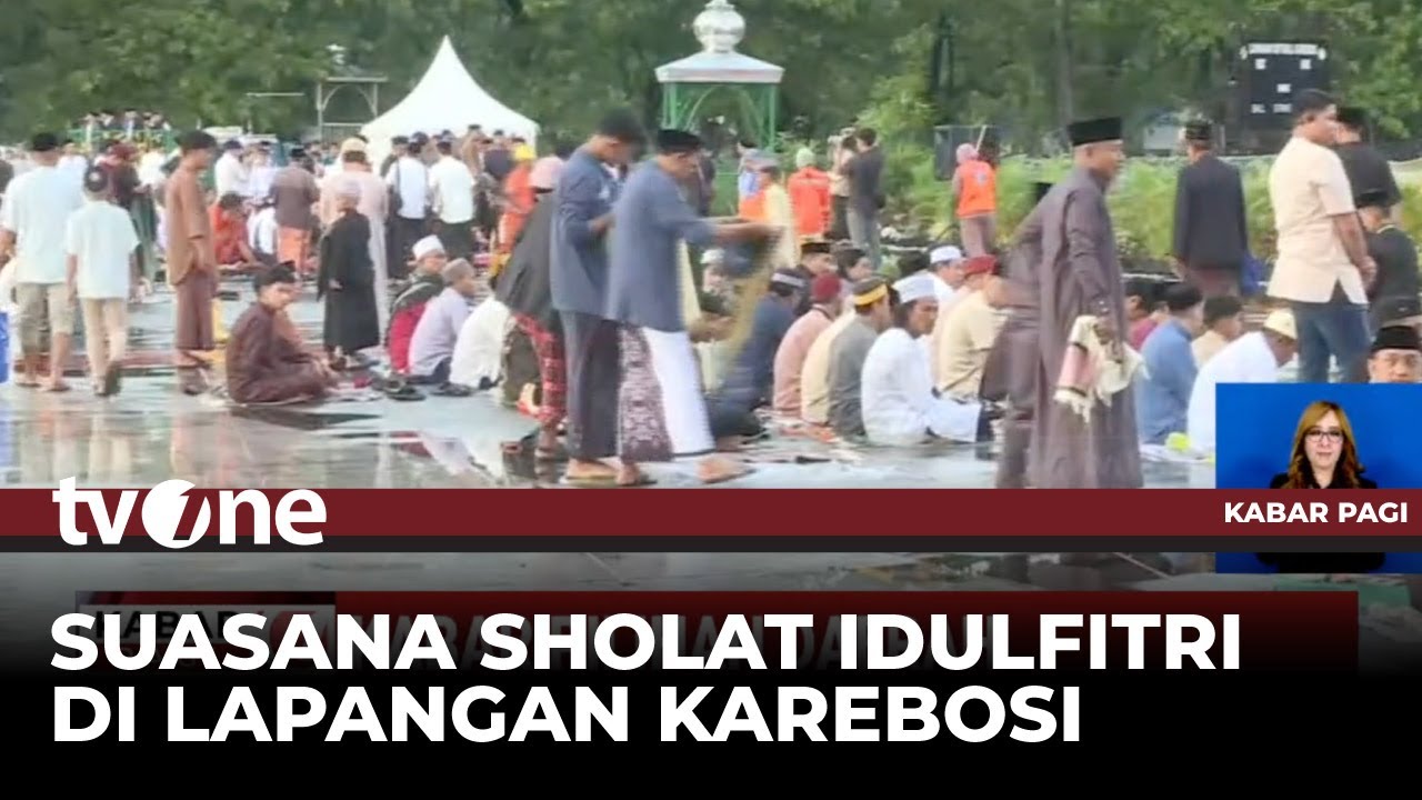 Meski Sempat Diguyur Hujan, Jemaah Tetap Ramai Laksanakan Sholat Ied di Lapangan Karebosi | tvOne