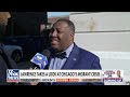Lawrence Jones tours Chicago as the migrant crisis continues  - 06:33 min - News - Video