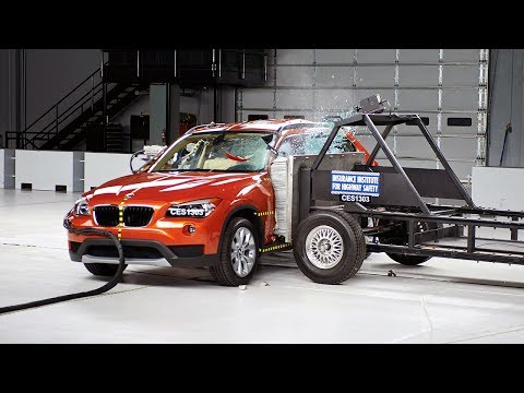 Video Crash Test BMW X1 od leta 2009