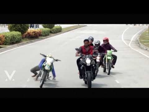 Vishnu-Manchu-Bike-Accident-Video-in-Malaysia---Achari-America-Yatra