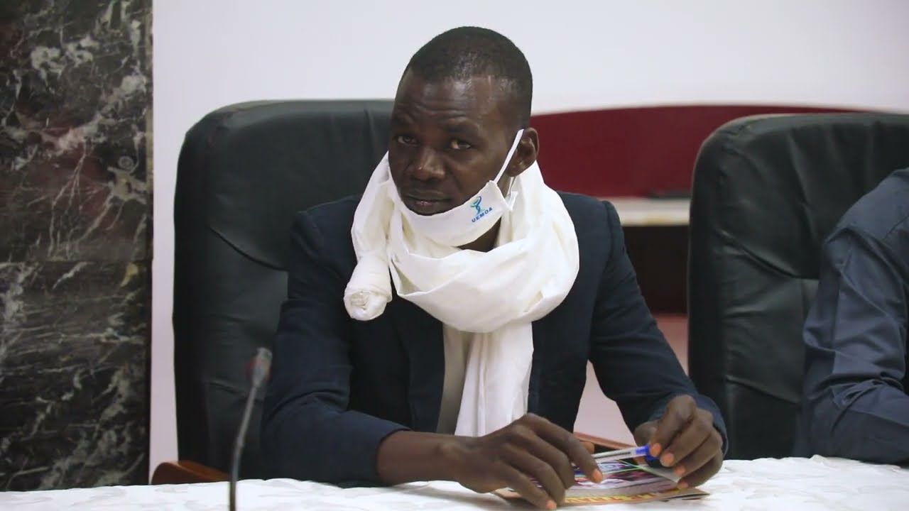 INTERVENTION DU PRESIDENT BAZOUM LORS DE LA REUNION AVEC LES SYNDICATS DU SECTEUR DE L'EDUCATION.