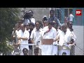 ఏమన్నా బాబుని నమ్మొచ్చా..? ఏమక్కా బాబుని నమ్మొచ్చా..? | Cm Jagan Comments On Babu | 99tv  - 05:06 min - News - Video