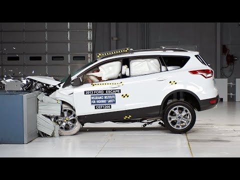 Видео краш-теста Ford Escape с 2012 года