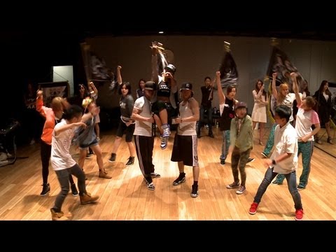 CL - '나쁜 기집애(THE BADDEST FEMALE)' Dance Practice (안무연습)