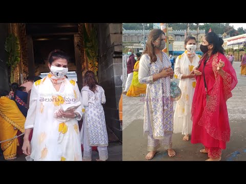 Ram Charan's wife Upasana visits Tirumala along with friends Ram Charan's wife Upasana visits Tirumala along with friends