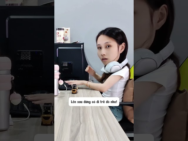 LỤM XE NÂNG CỦA SẾP #shorts #giaitri #haihuoc
