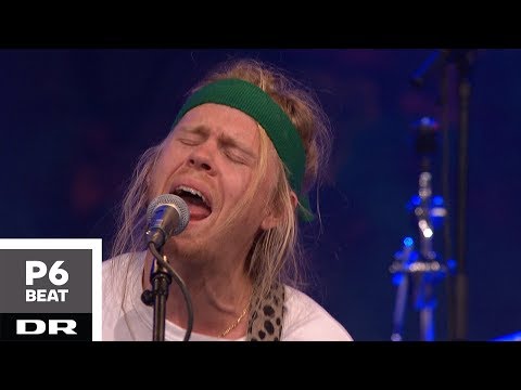 Kakkmaddafakka - Neighbourhood (live) | P6 BEAT Rocker Koncerthuset 2019