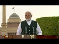 Live: PM Modis remarks after staking a claim to form the government | News9 - 11:10 min - News - Video