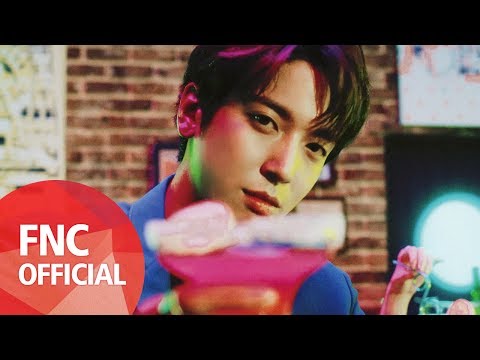 정용화 (Jung Yong Hwa) - 여자여자해 (That Girl) (Feat. 로꼬) M/V