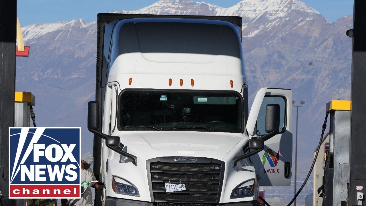 'STARTLING': Trump admin announces MAJOR crackdown on migrant truckers